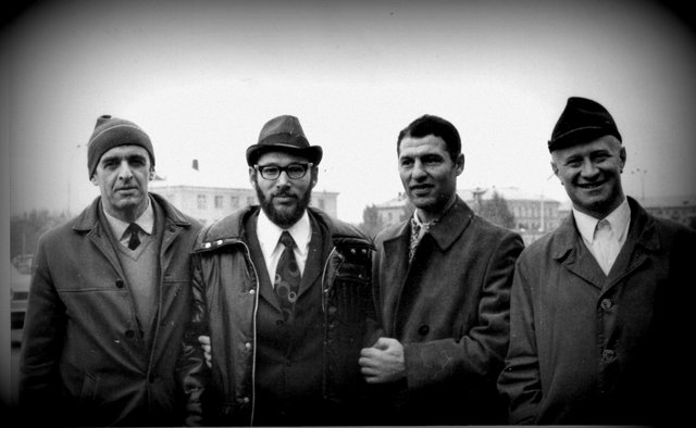 L-r: Alexander Lunts, Dan Roginsky, Alexander Voronel, Mark Azbel, Moscow, 1973, co D. Roginsky L-r: Alexander Lunts, Dan Roginsky, Alexander Voronel, Mark Azbel, Moscow, 1973, co D. Roginsky